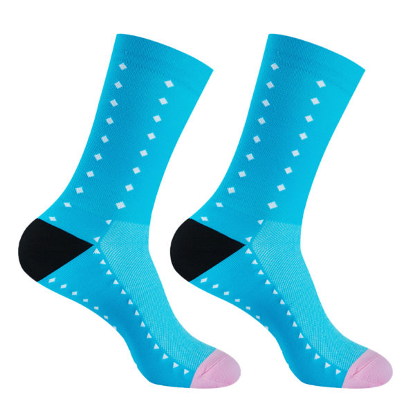 Petites chaussettes de compression colorées pour le sport lknlknm
