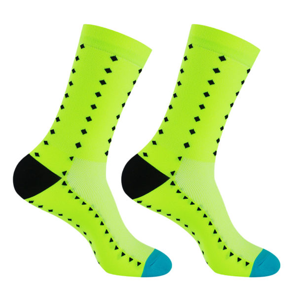 Petites chaussettes de compression colorées pour le sport njlknmlnmùl