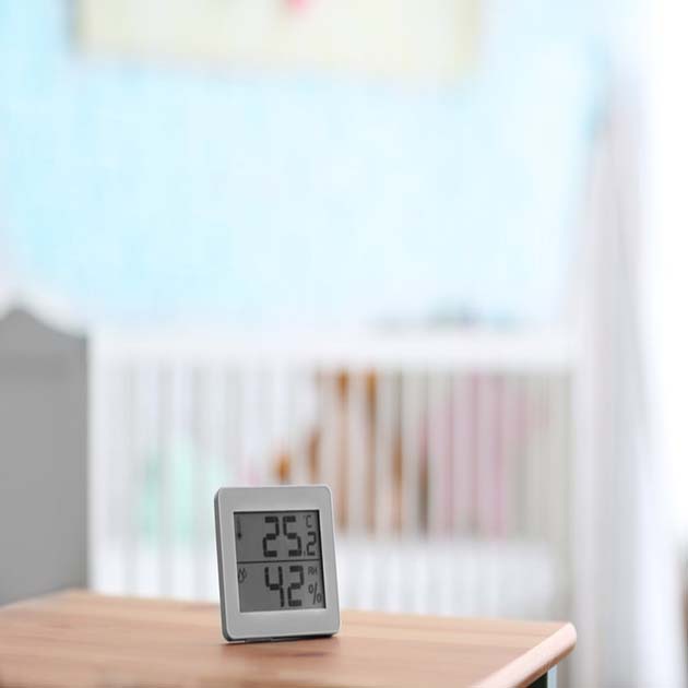 Thermomètre chambre bébé